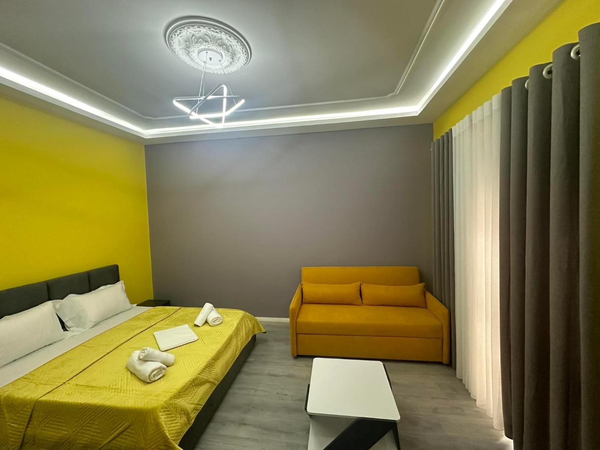 Algen Room'S Berat Exterior foto